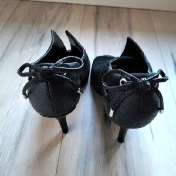 NINE WEST Black Leather Ankle Bootie Heels Sz 7.5 - Picture 5 of 10